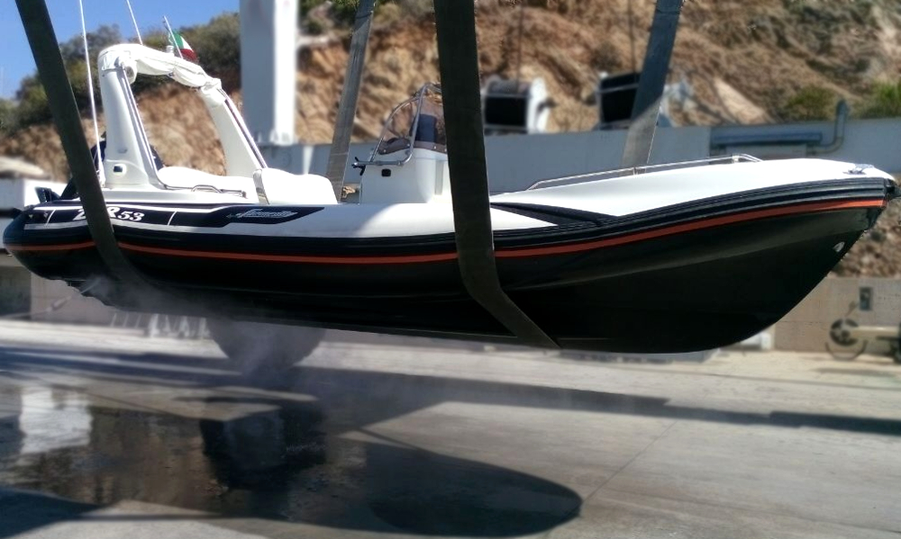 <<< VENDUTO >>> Zar 53 NO ANTIVEGETATIVA + 130Hp Evinrude + Carrello <<< VISIBILE IN OLANDA >>><br><a href=dettaglio.aspx?Id=63 >VAI ALLA SCHEDA</a>